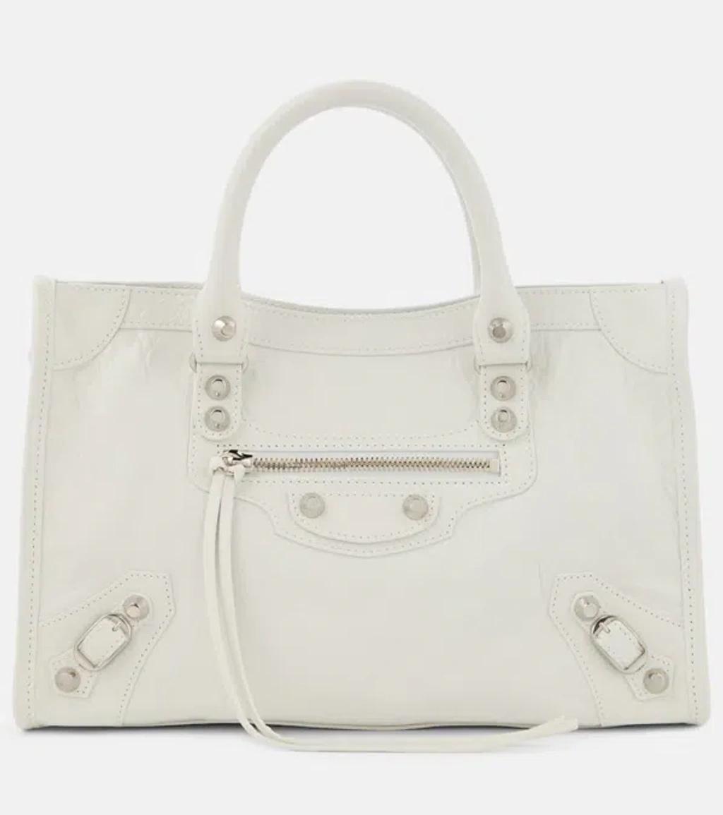 Le City Small Leather Shoulder Bag In Optic White Product Image