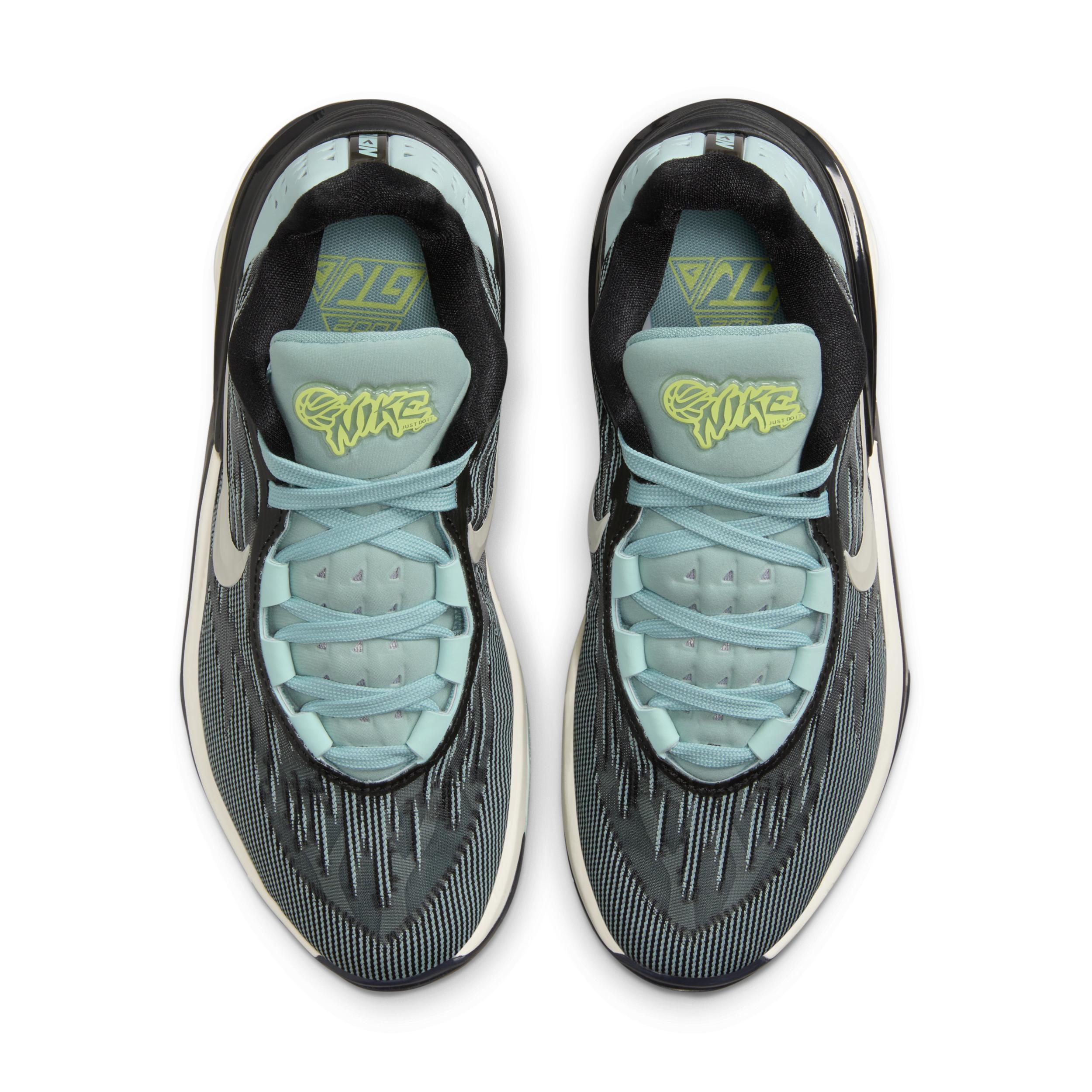 Nike G.T. Cut 2 Women's Basketball Shoes Product Image