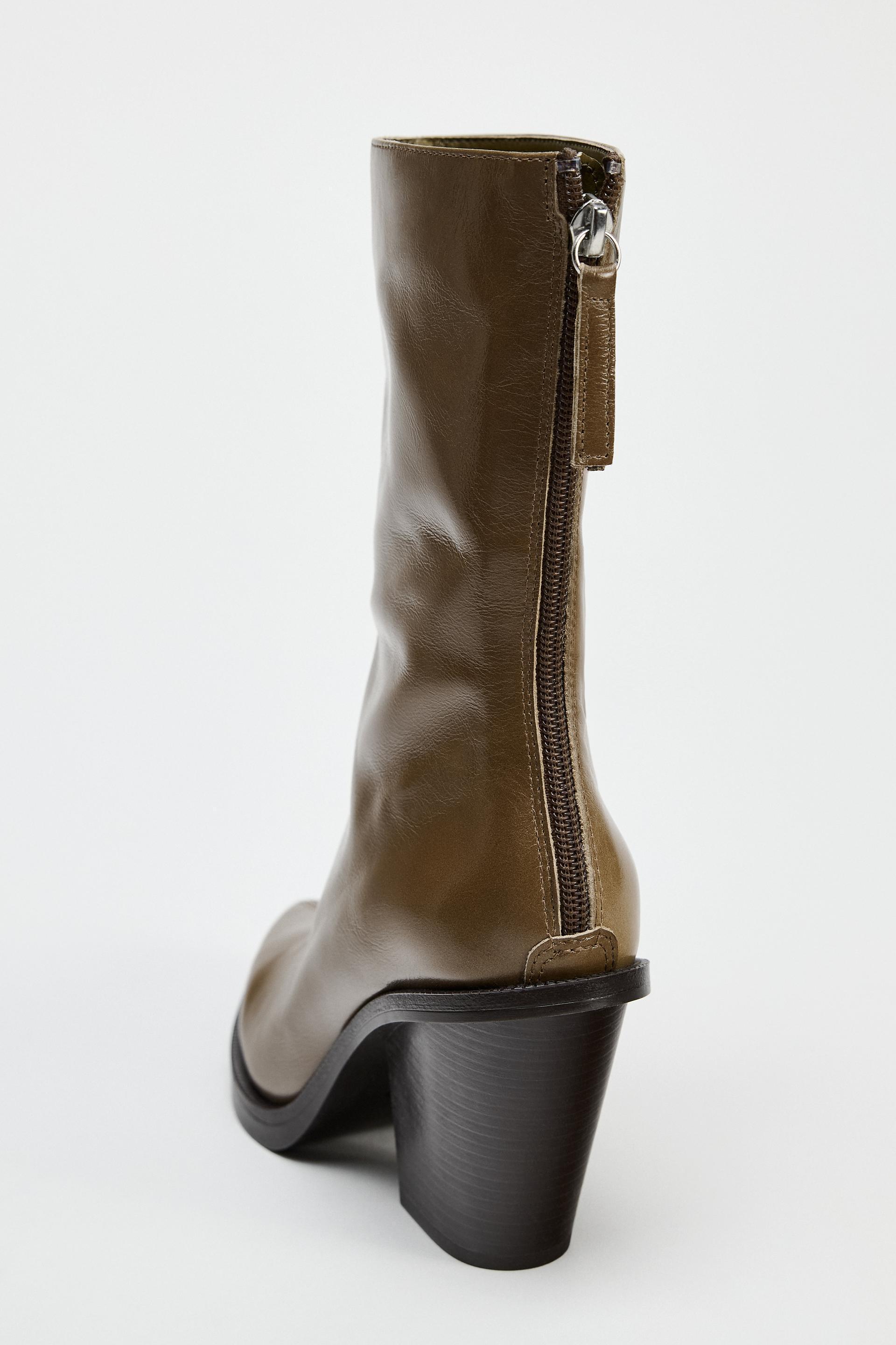 HEELED LEATHER ANKLE BOOTS Product Image