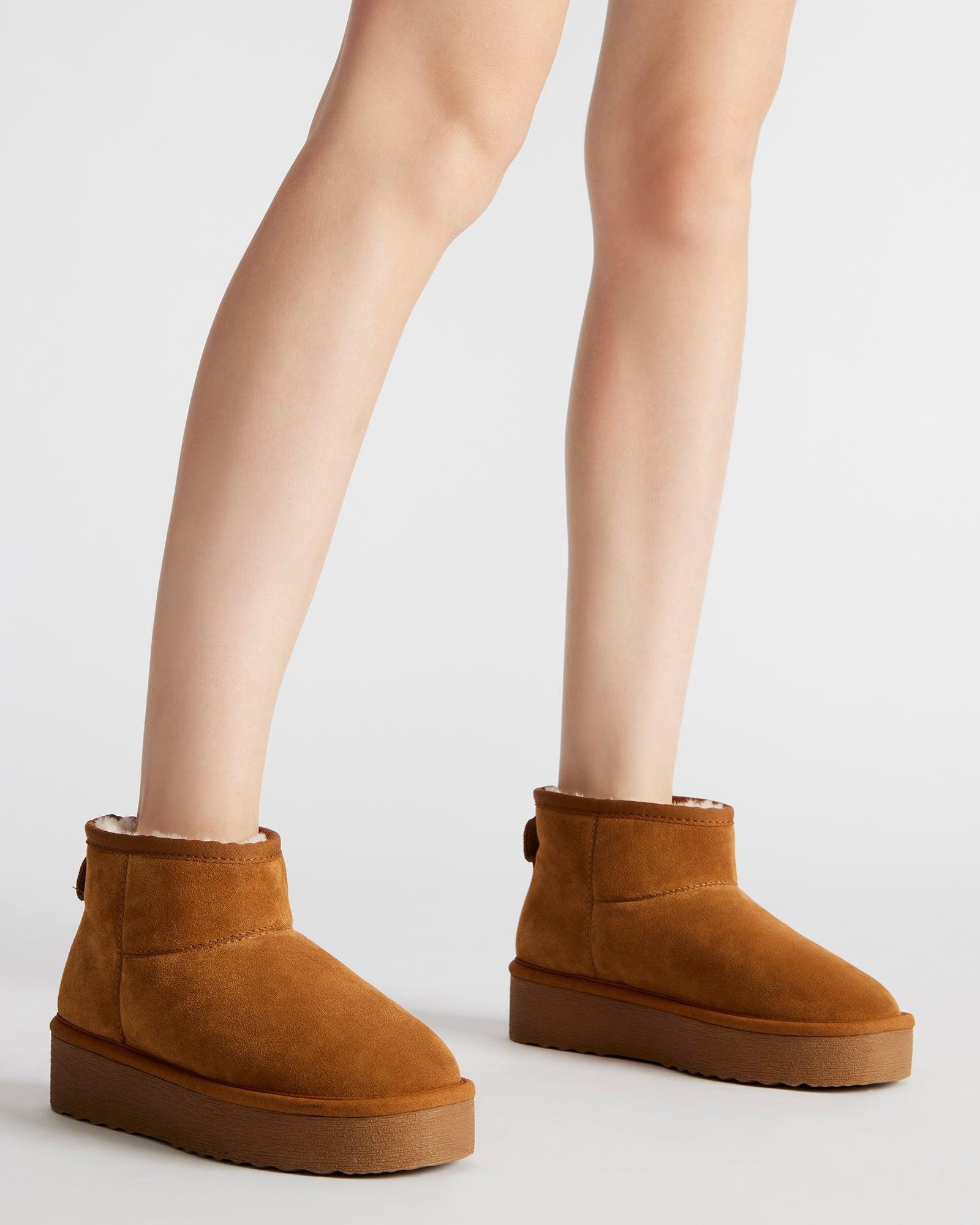 COMFY CHESTNUT SUEDE Female Product Image