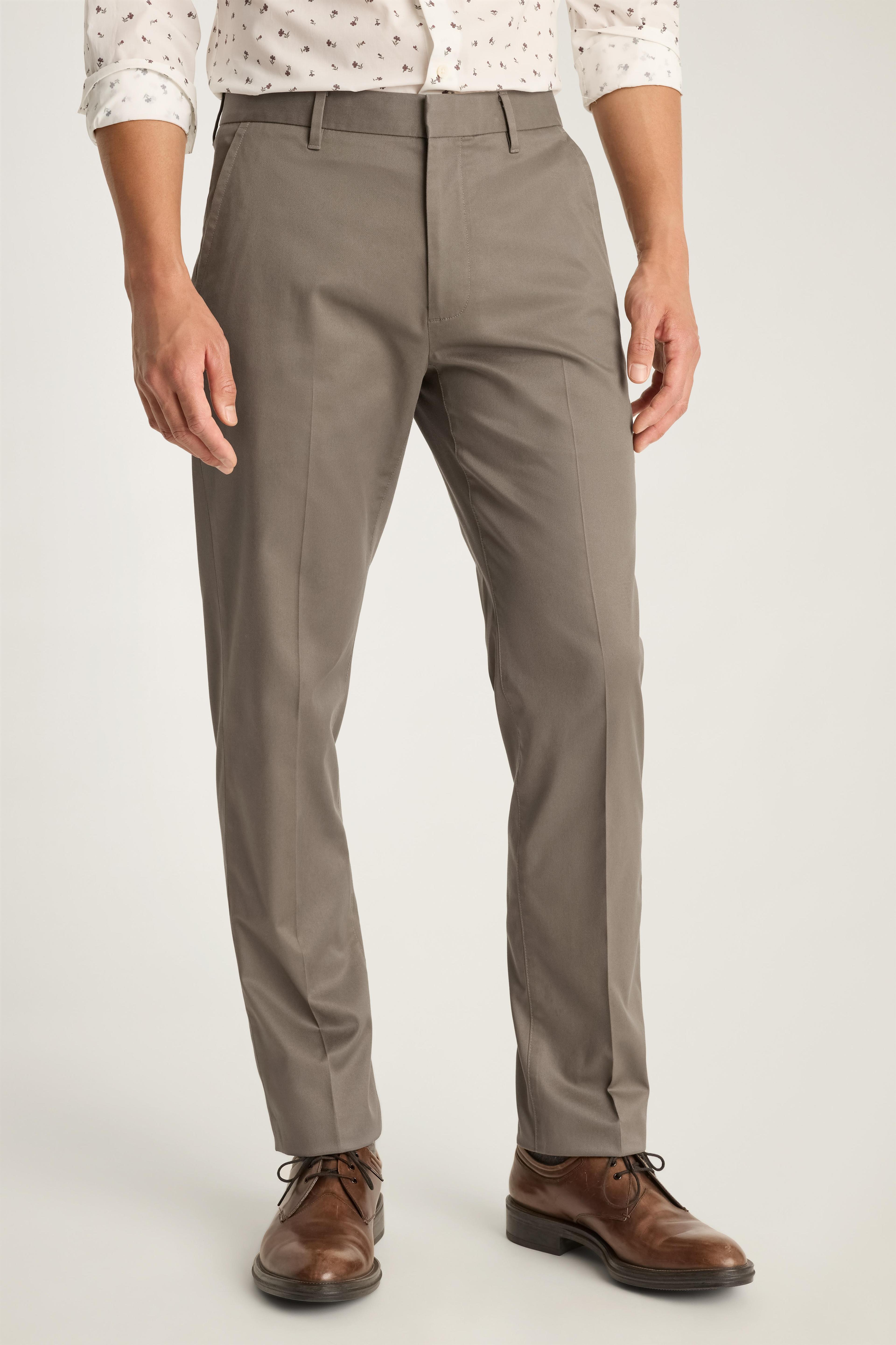 Weekday Warrior Dress Pants Product Image