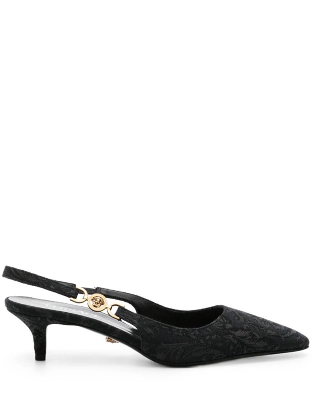 Pumps In Black- Gold Product Image