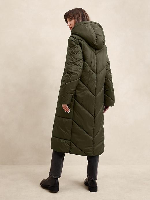 Water Resistant Puffer Jacket Product Image