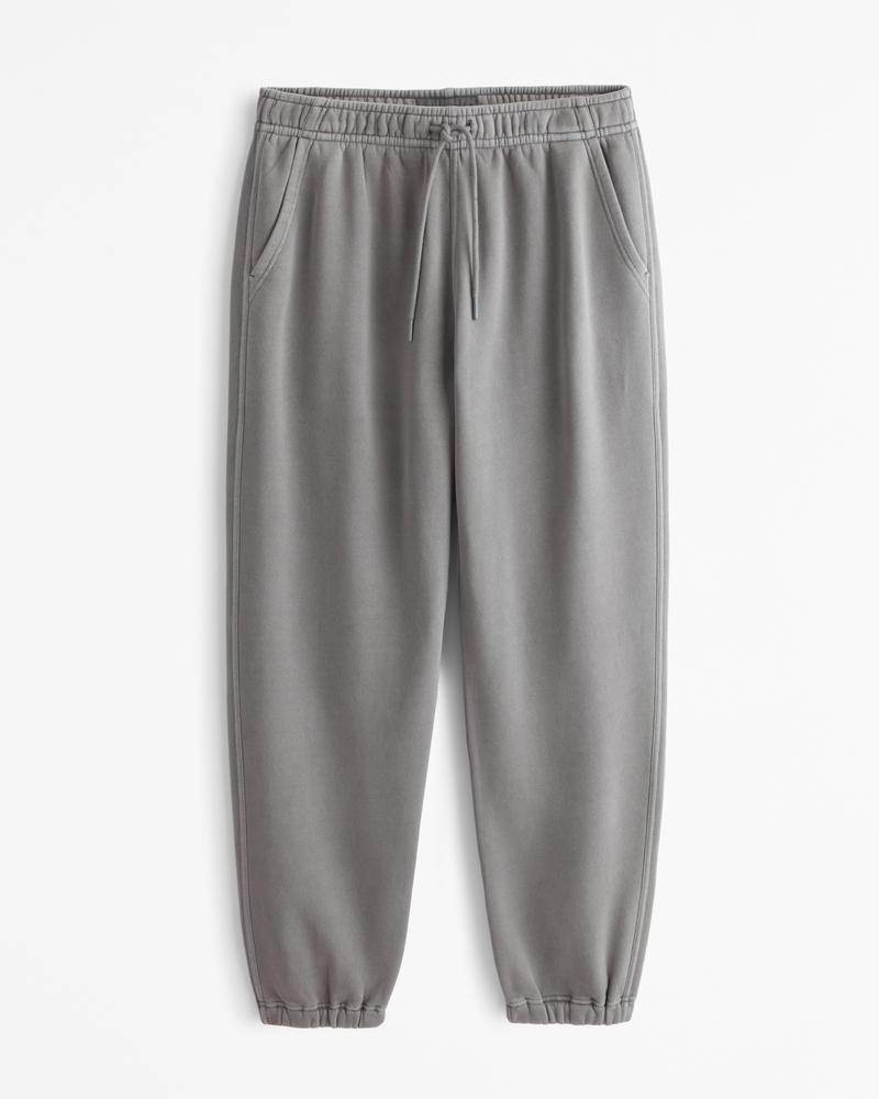 Essential Sweatpant Product Image