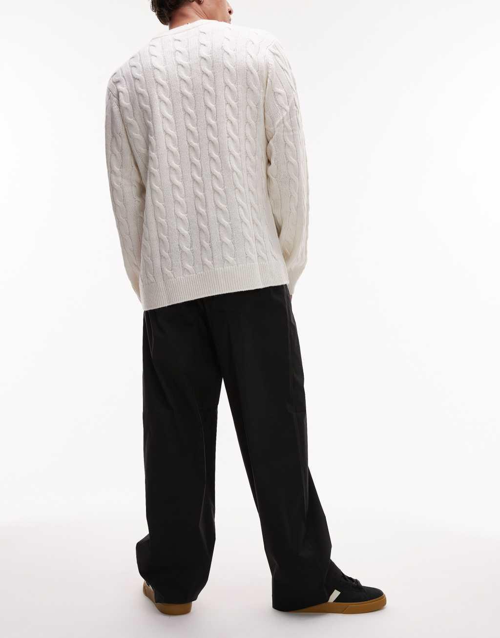 Selected Homme Leroy pleated pants in black Product Image