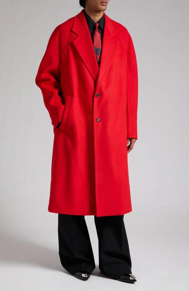 Men's Wool-cashmere Oversized Coat In Lust_red Product Image