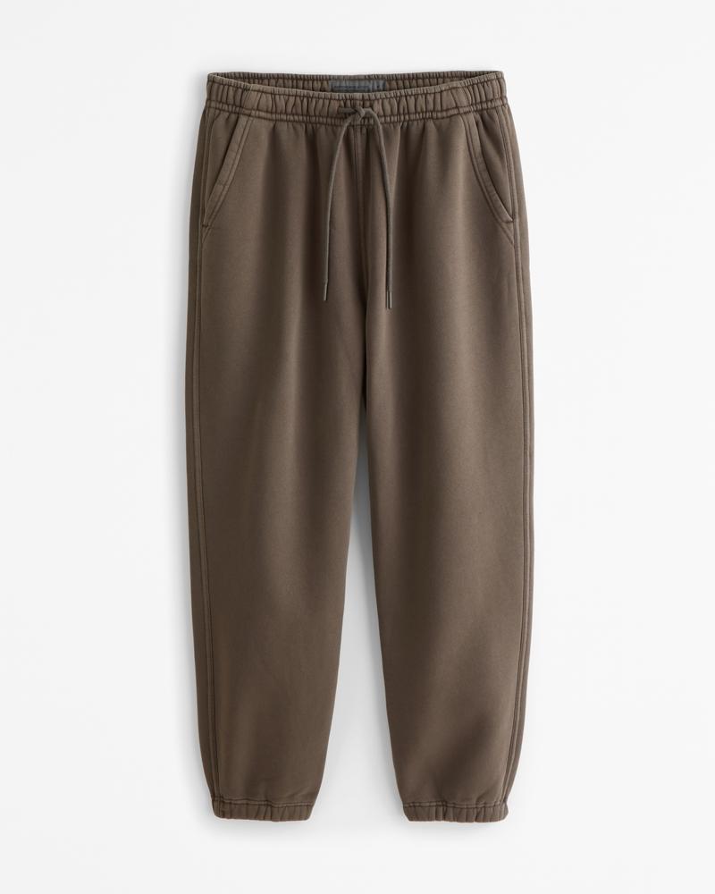 Essential Sweatpant Product Image