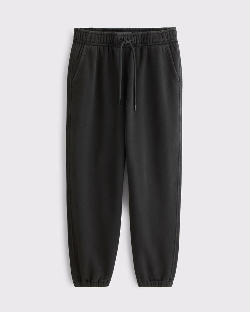 Essential Sweatpant Product Image