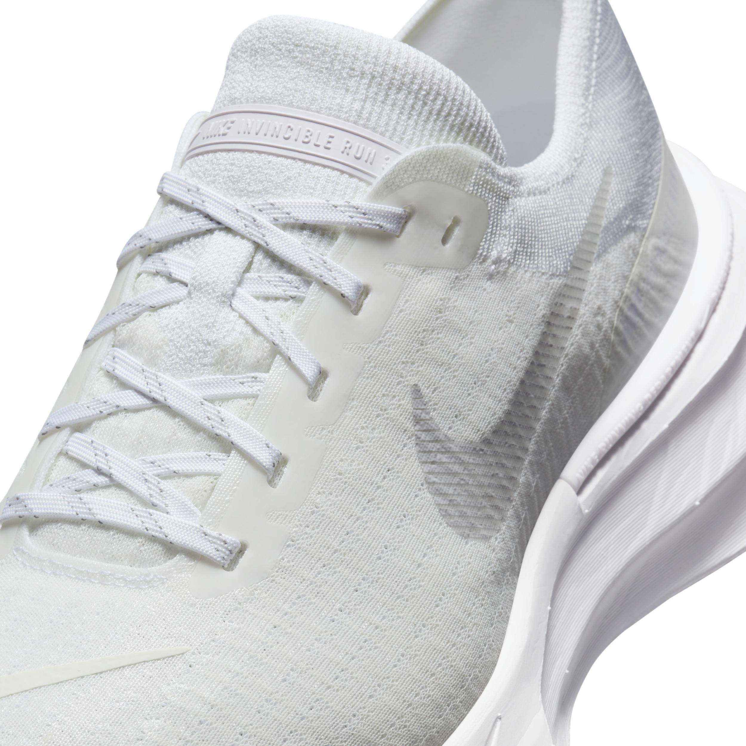 Nike Men's Invincible 3 Road Running Shoes (Extra Wide) Product Image