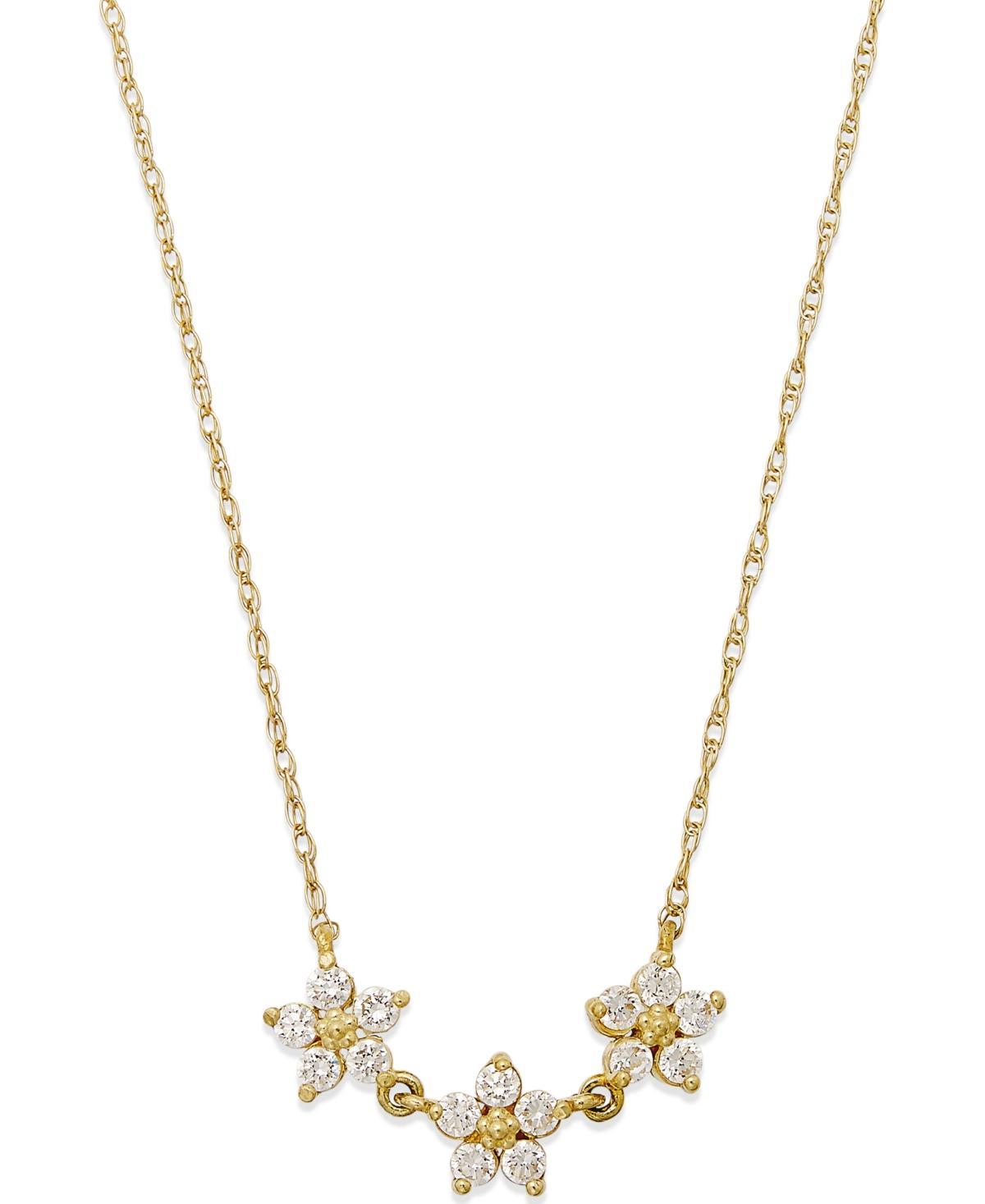 Cubic Zirconia Linked Flower Pendant Necklace in 10k Gold Product Image