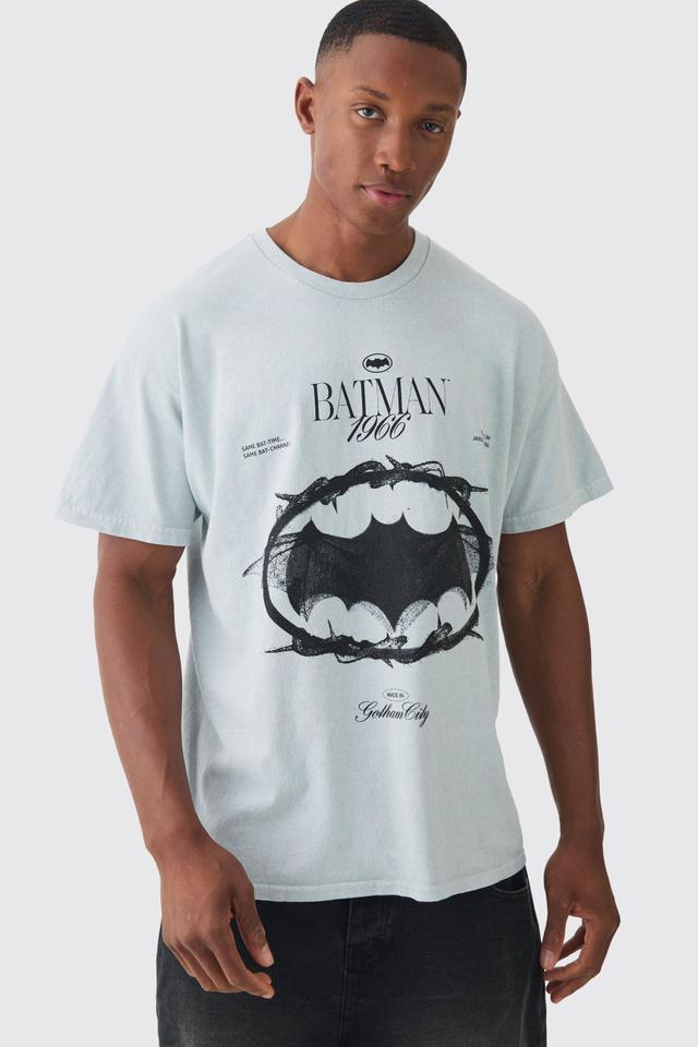 Oversized Vintage Batman License T-shirt | boohooMAN USA Product Image