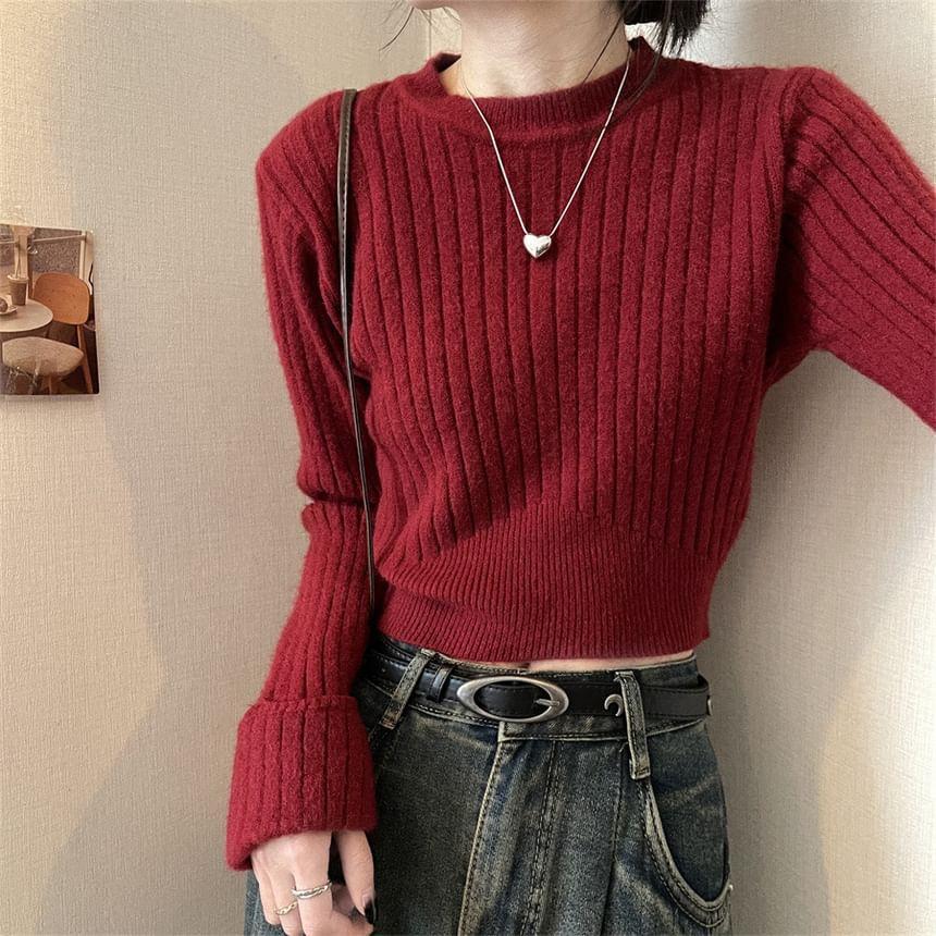 Round Neck Plain Ribbed Cropped Sweater Product Image