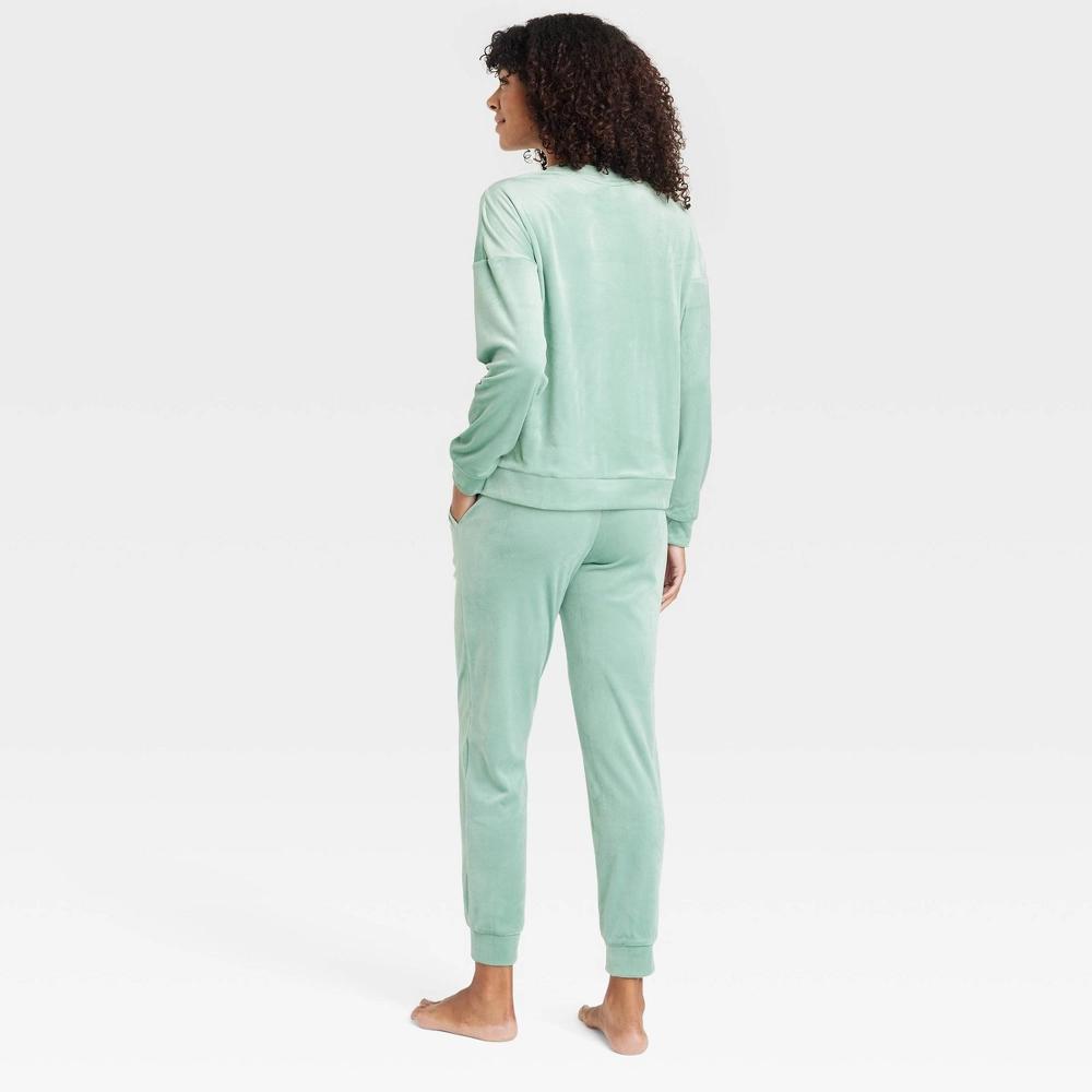 Women's Minky Fleece Pullover Top and Joggers Pajama Set - Auden™ Green S Product Image