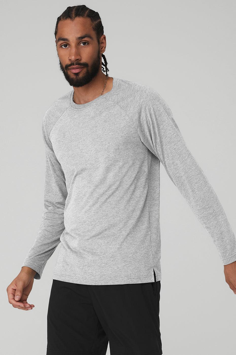 Alo Yoga | Triumph Long Sleeve T-Shirt Product Image