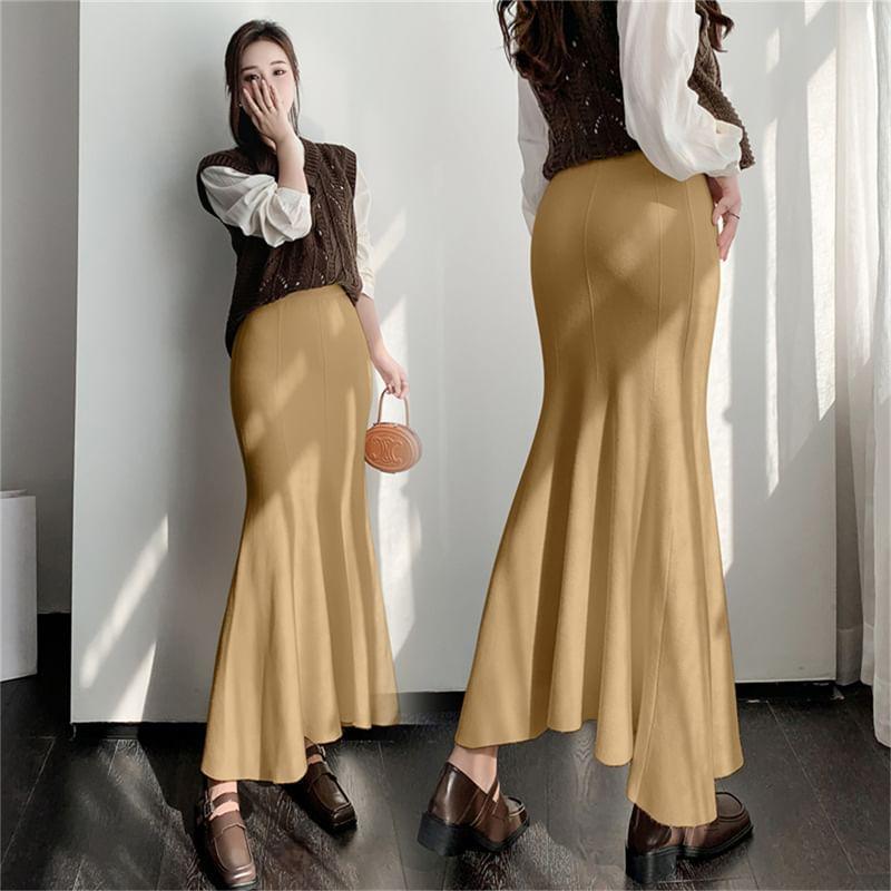 High Rise Plain Midi Mermaid Knit Skirt Product Image