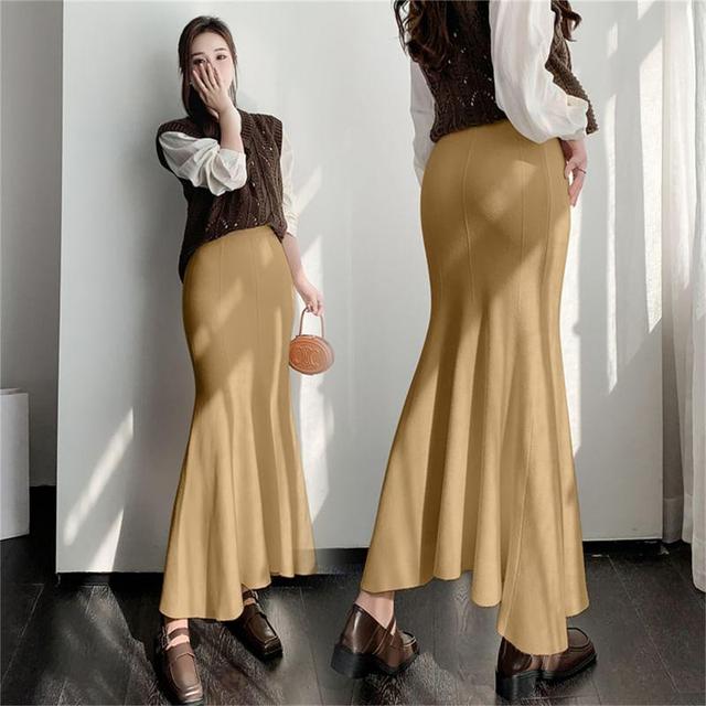 High Rise Plain Midi Mermaid Knit Skirt Product Image