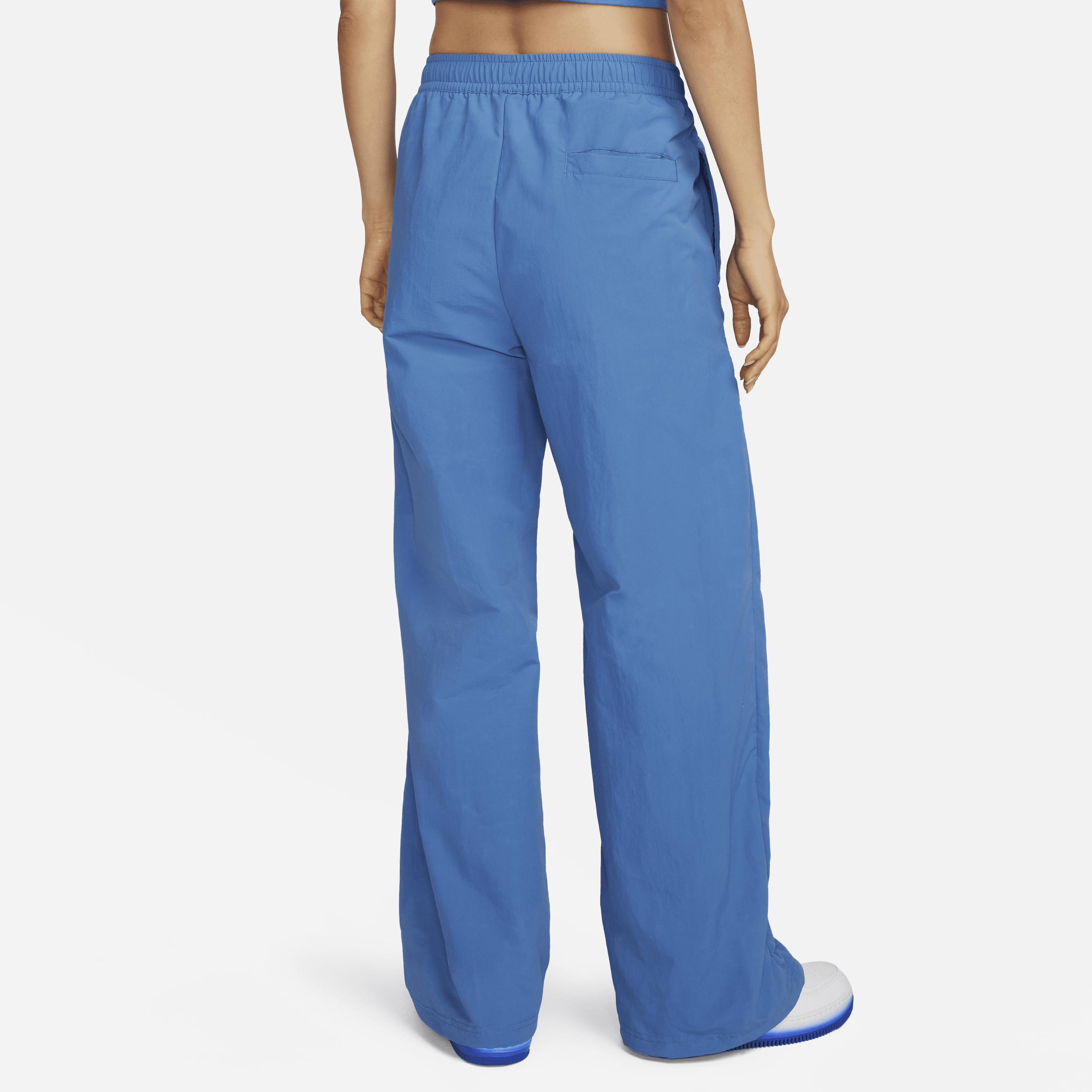 Women's Nike Sportswear Everything Wovens Mid-Rise Open-Hem Pants Product Image