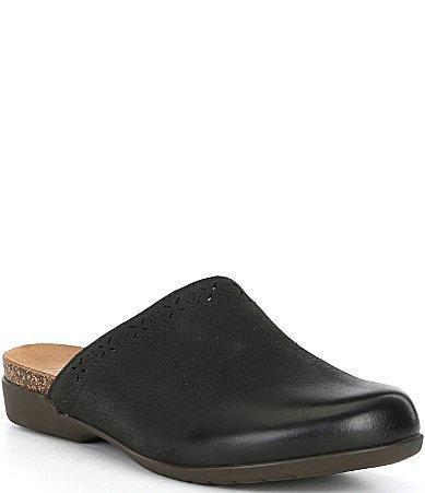 Dansko Robbie Burnished Nubuck) Women's Shoes Product Image