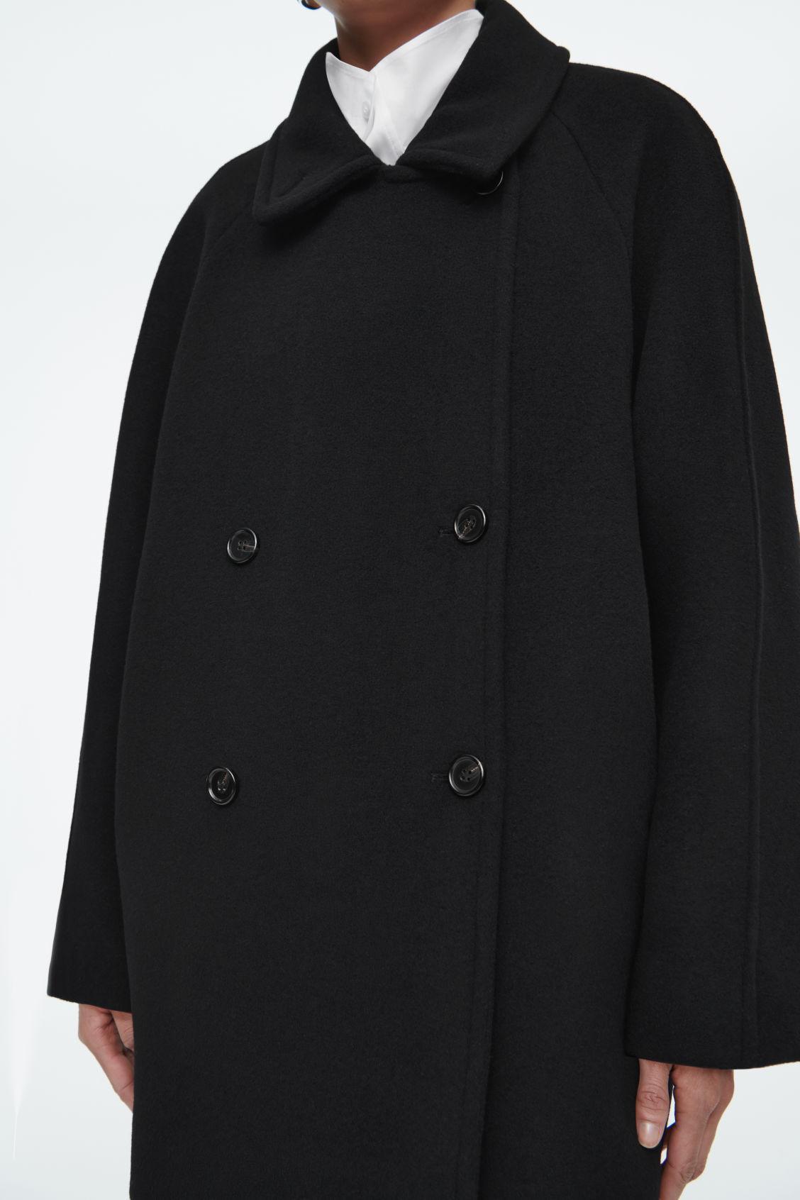 OVERSIZED DOUBLE-BREASTED WOOL PEA COAT Product Image