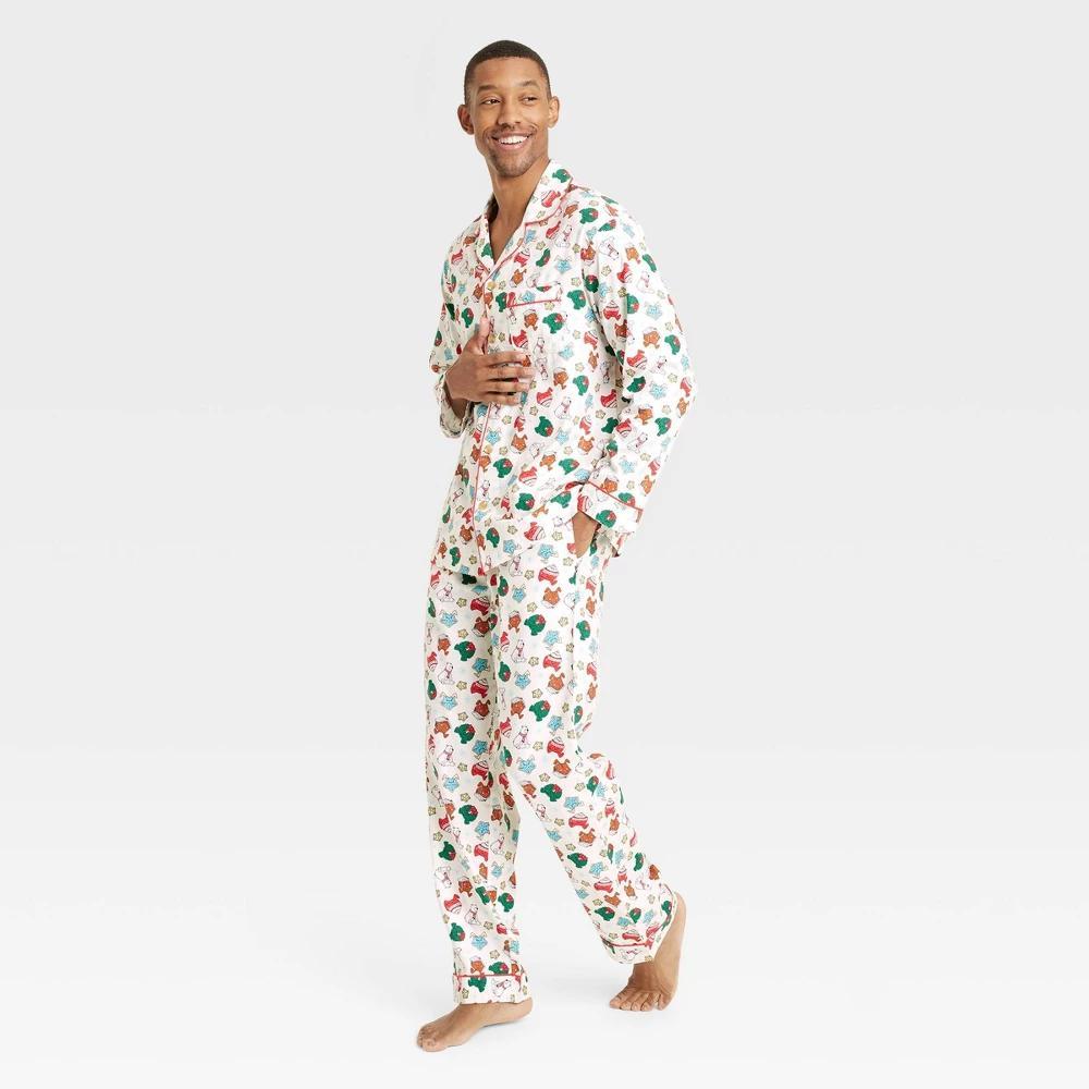 Mens Holiday Treats Print Flannel Holiday Matching Family Pajama Set - Wondershop White M Product Image