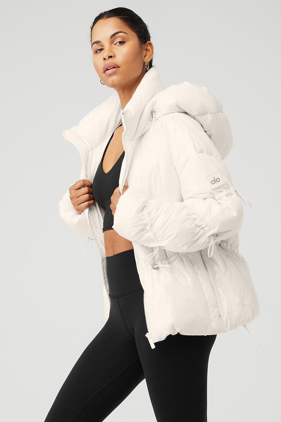 Stunner Puffer Jacket - Ivory Male Product Image