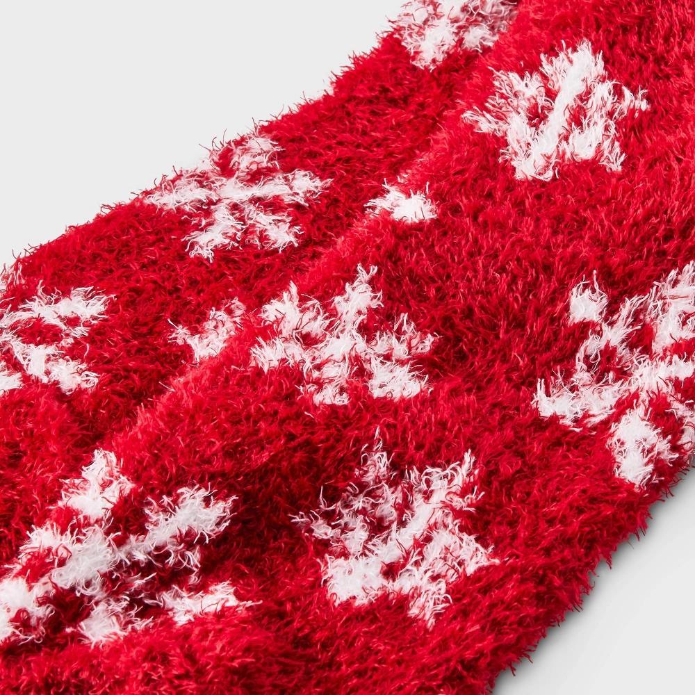 Women's Snowflake Cozy Low Cut Socks - Auden™ Red 4-10 Product Image