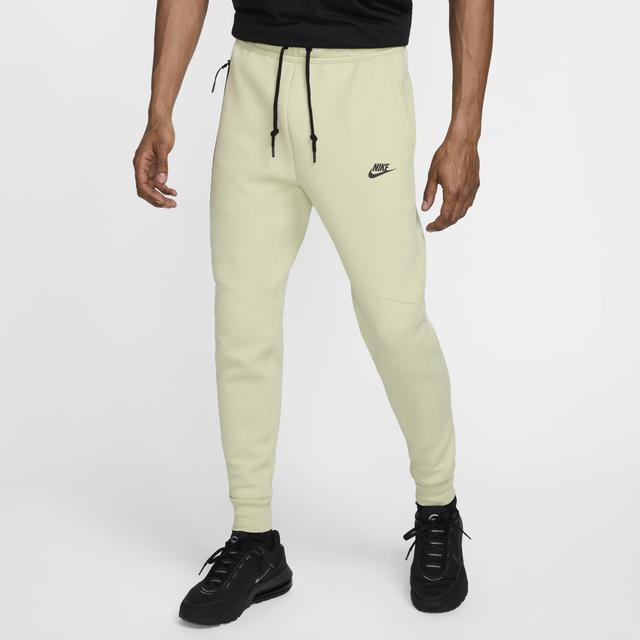 Men's Nike Sportswear Tech Fleece Jogger Pants Product Image