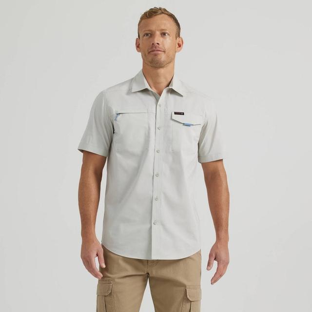 Wrangler Mens ATG Short Sleeve Button-Down Shirt Product Image