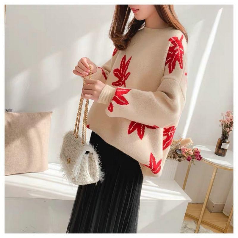 Long-Sleeve Round Neck Leaf Print Sweater Product Image