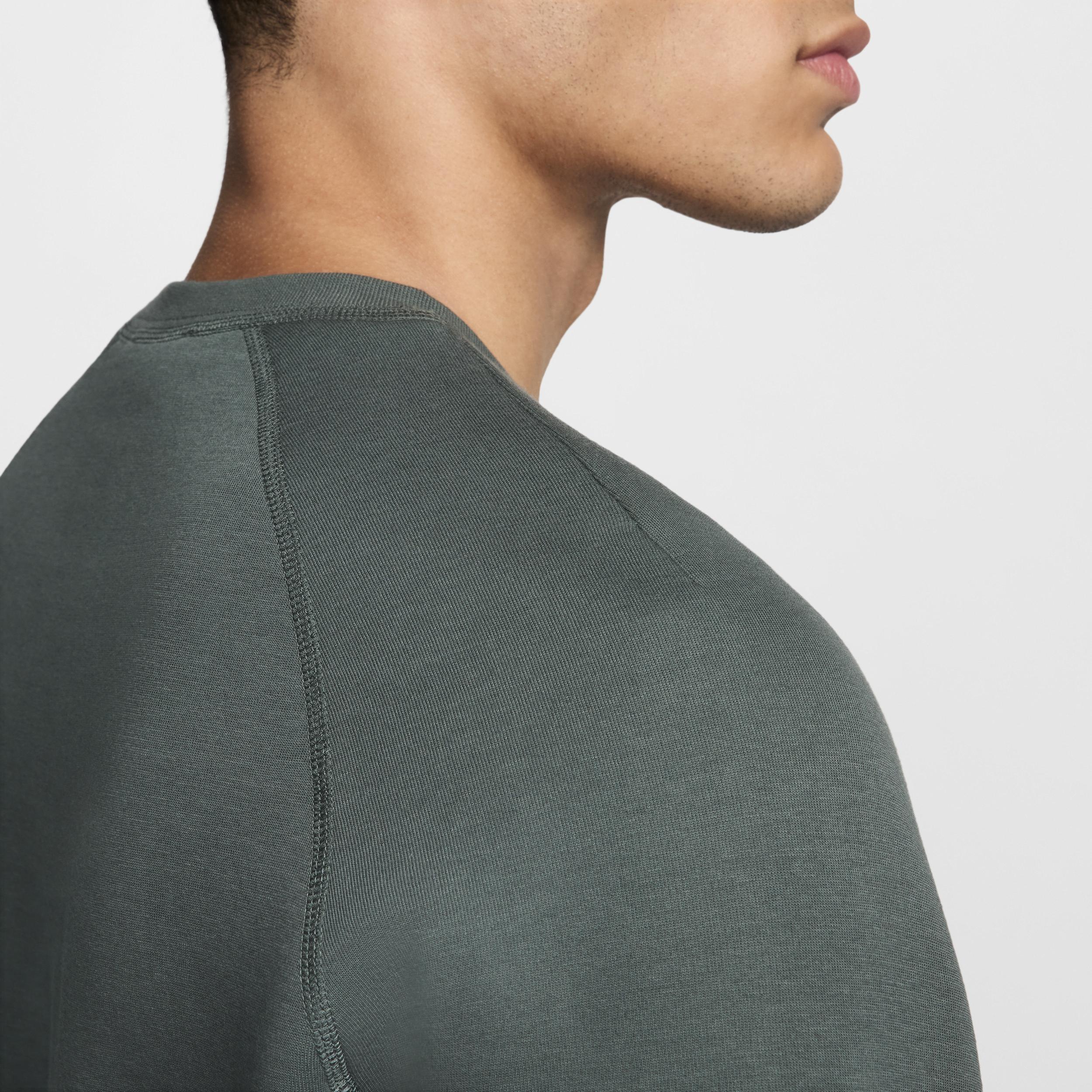 Men's Nike Sportswear Tech Fleece Crew Product Image