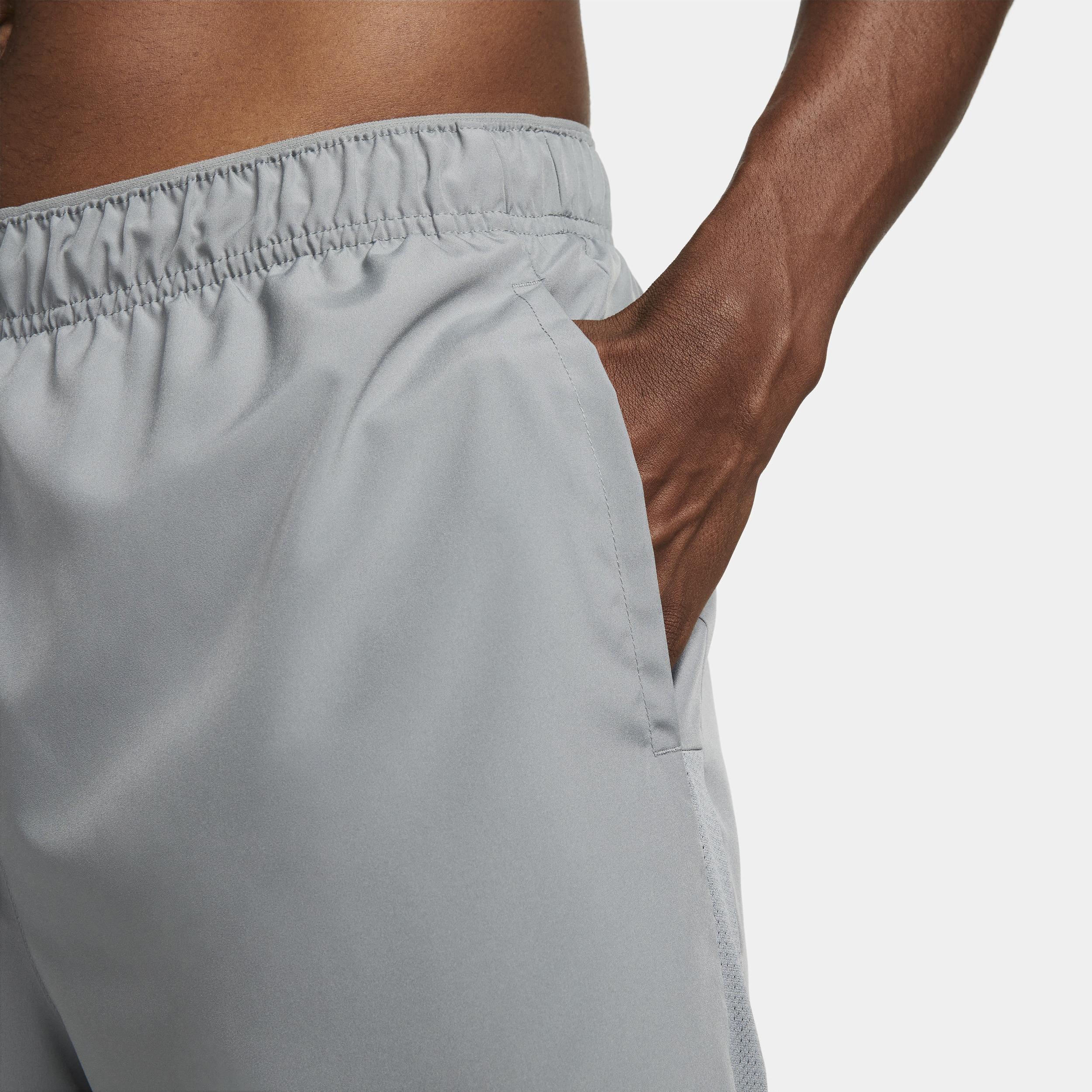 Nike Men's Challenger Dri-FIT 7" Brief-Lined Running Shorts Product Image