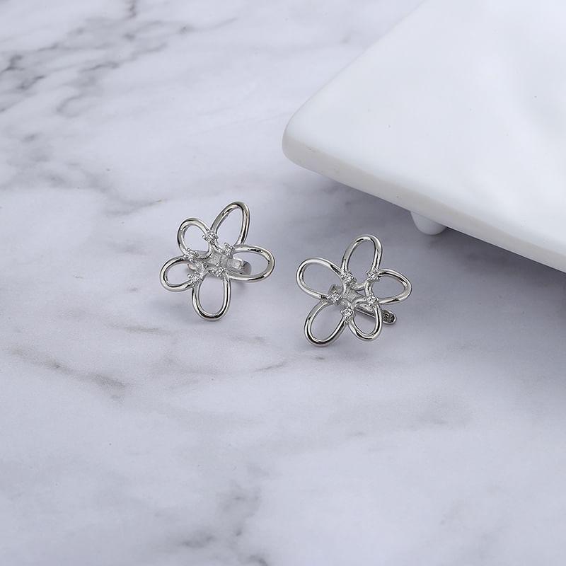 Flower Ear Cuff Product Image