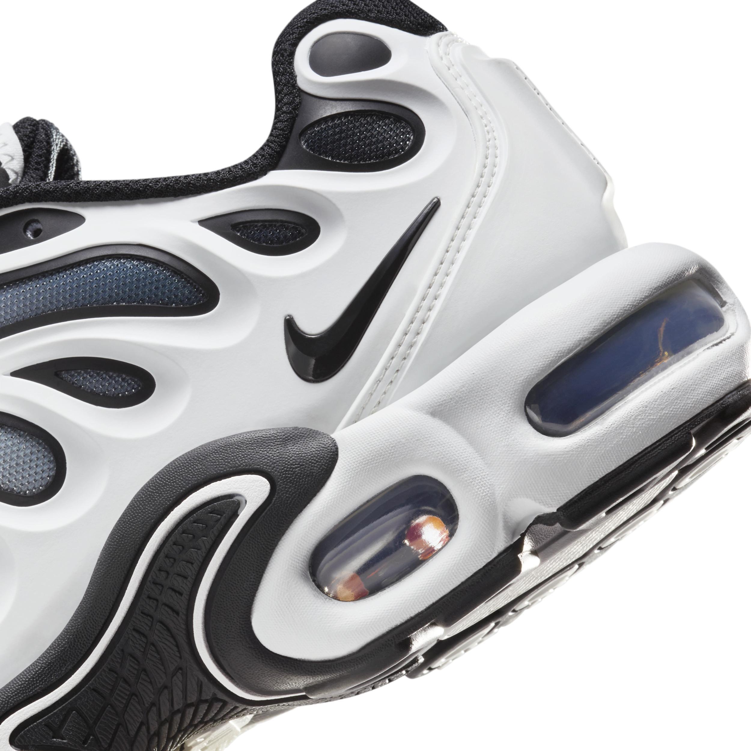 Nike Women's Air Max Plus Drift Shoes Product Image