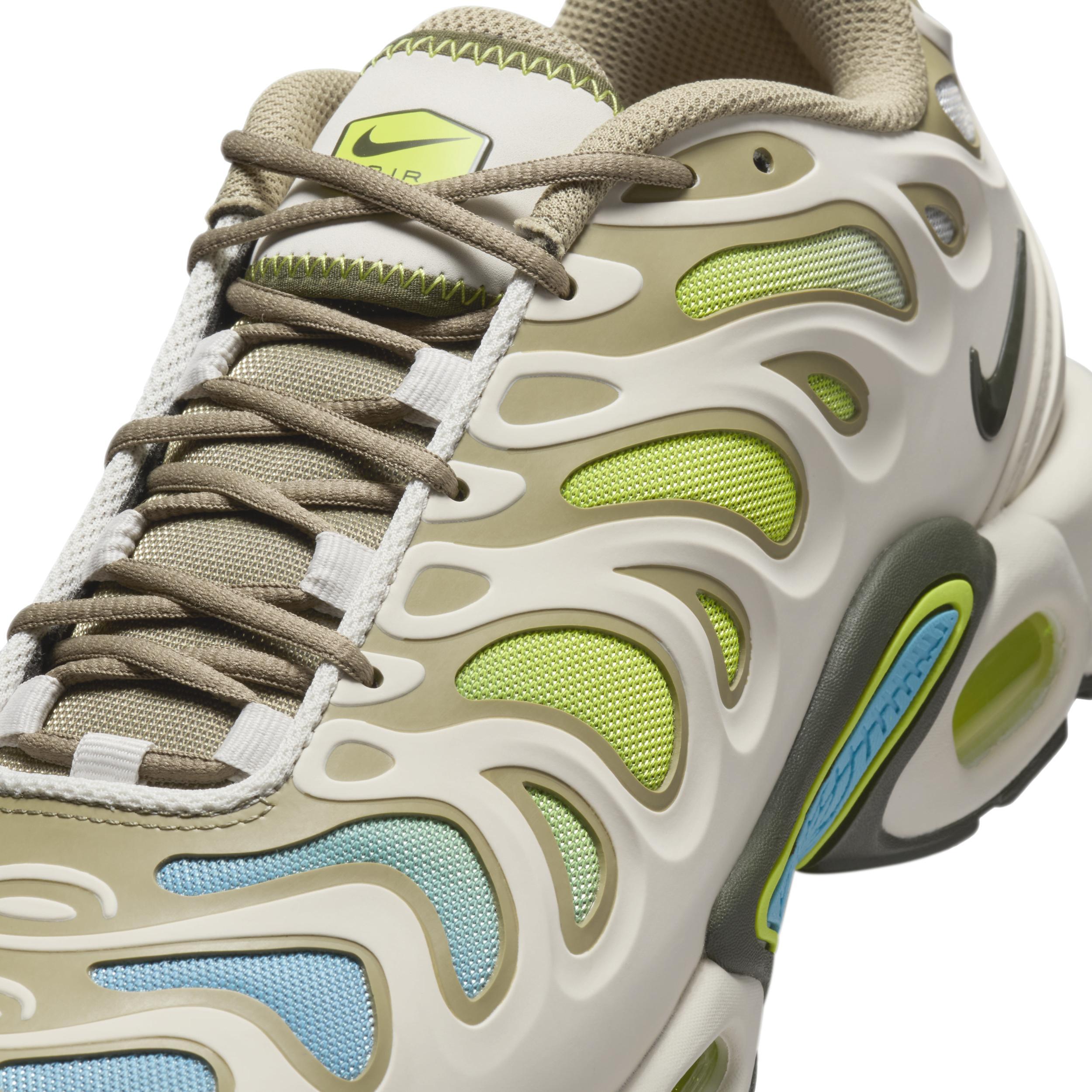 Nike Men's Air Max Plus Drift Shoes Product Image