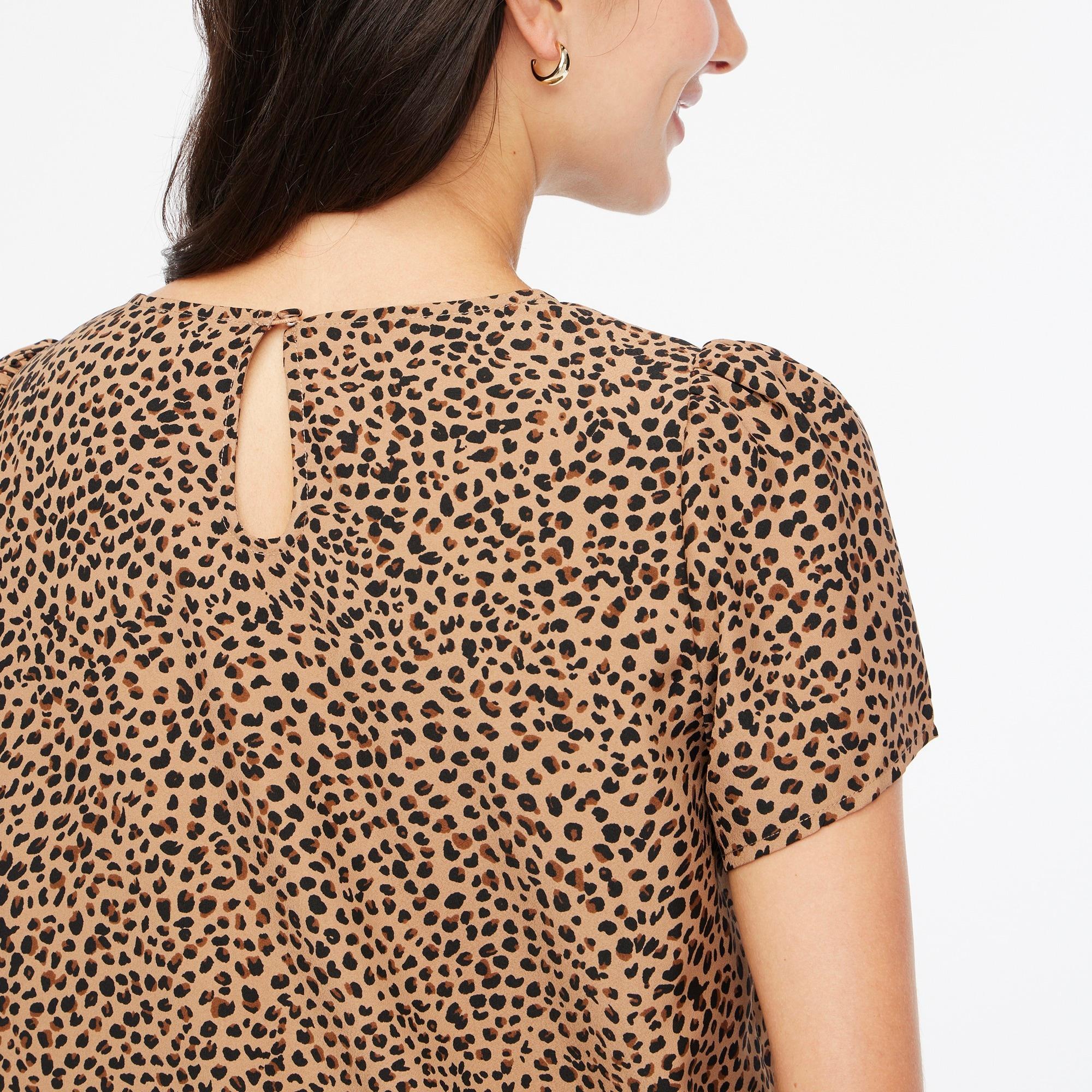 Printed short-sleeve crepe top Product Image