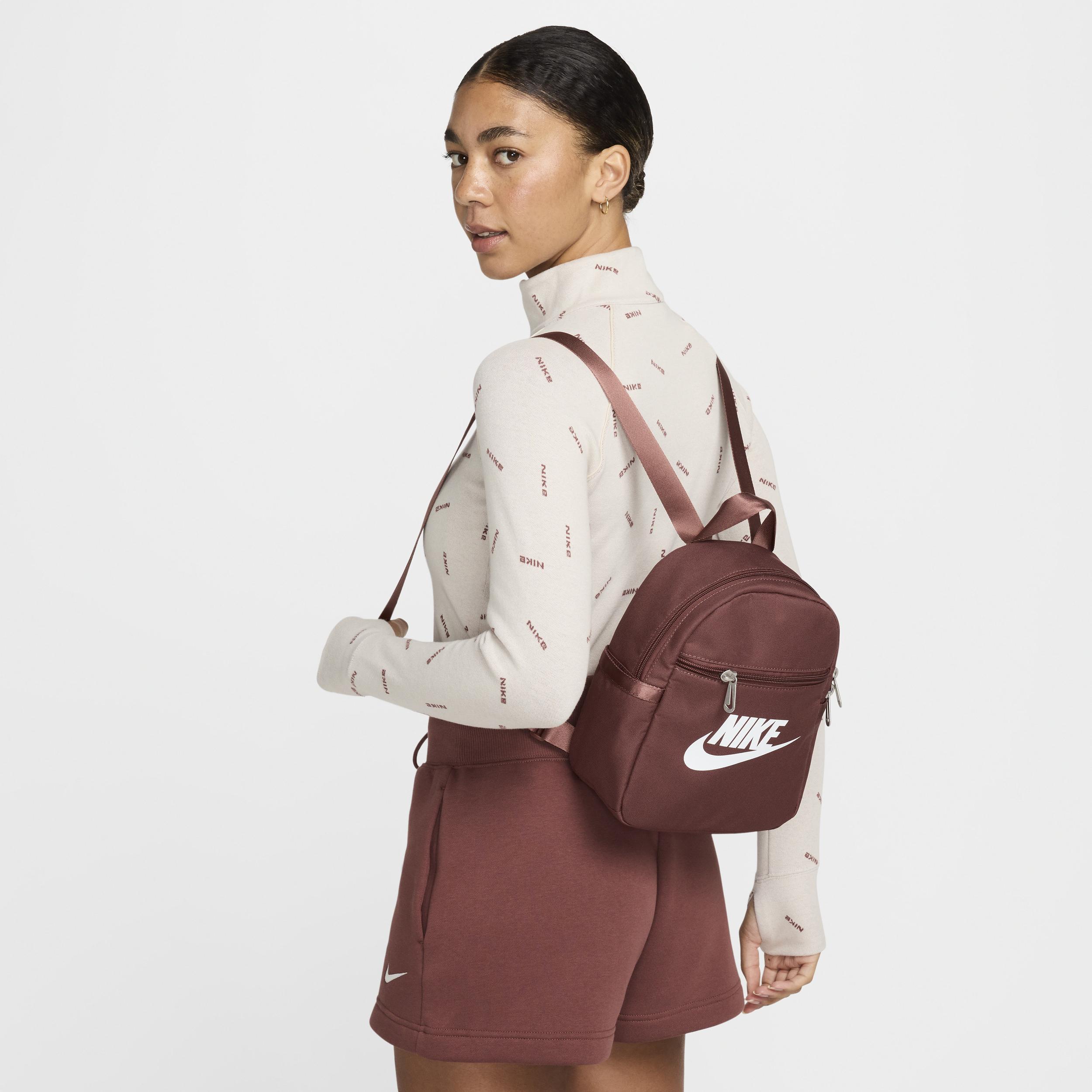 Womens Nike Sportswear Futura 365 Mini Backpack (6L) Product Image