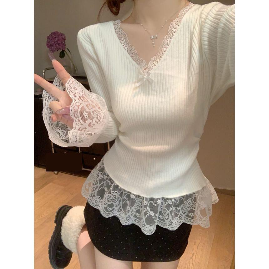 Long-Sleeve V-Neck Lace Trim Ribbed Knit Top Product Image