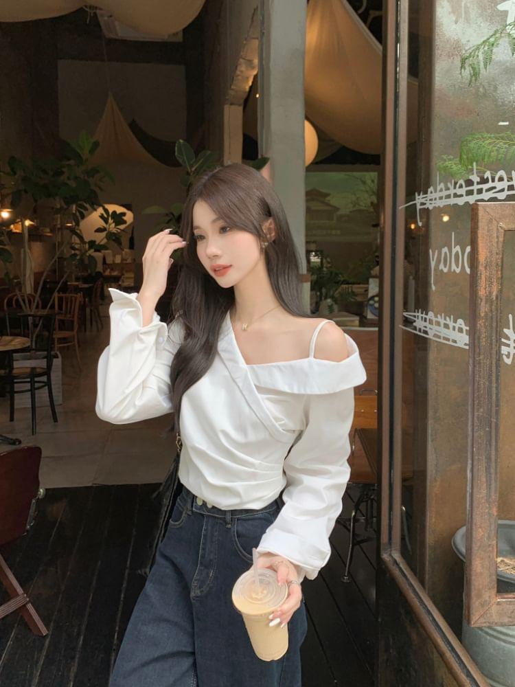 Long-Sleeve Cold Shoulder Plain Ruched Blouse Product Image