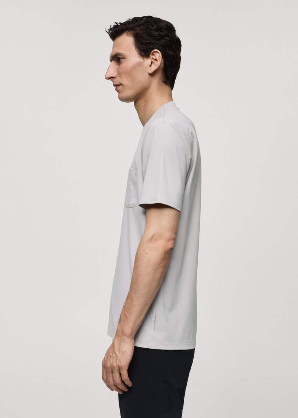 MANGO MAN - Slim fit t-shirt with pocket ice greyMen Product Image