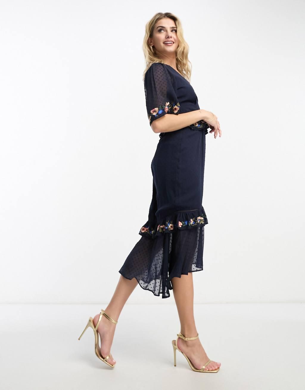 Hope & Ivy flutter sleeve embroidered hem midi dress in navy Product Image