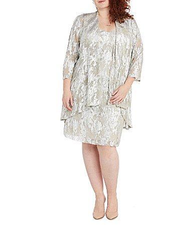 R  M Richards Plus Size 34 Sleeve Round Neck Pleated Floral 2 Product Image