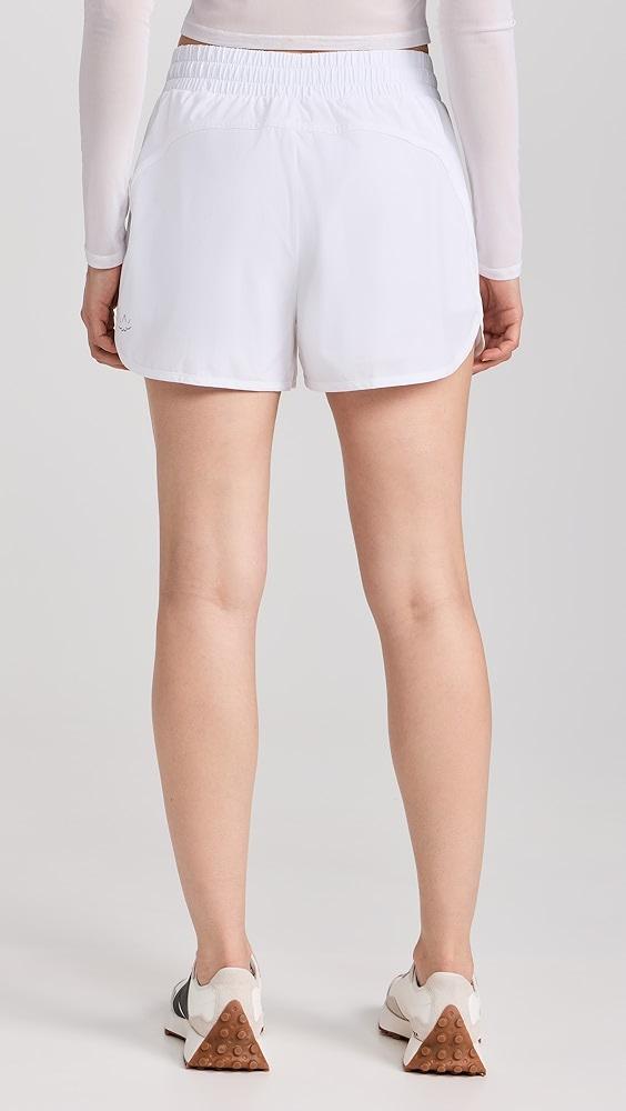 Beyond Yoga In Stride Lined Shorts | Shopbop Product Image