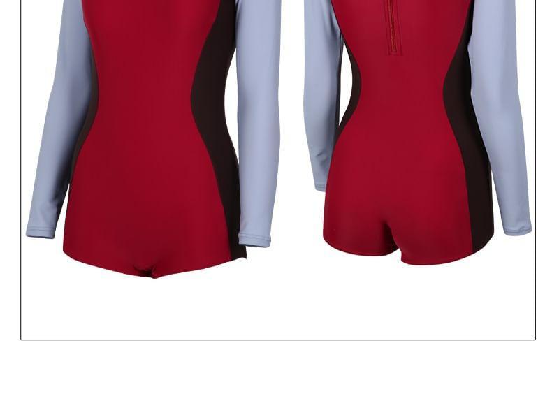 Long-Sleeve Color Block Lettering Rashguard Product Image