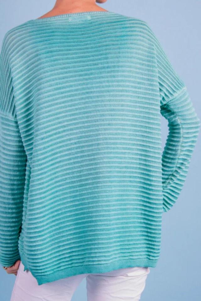 La Riga Sweater Female Product Image