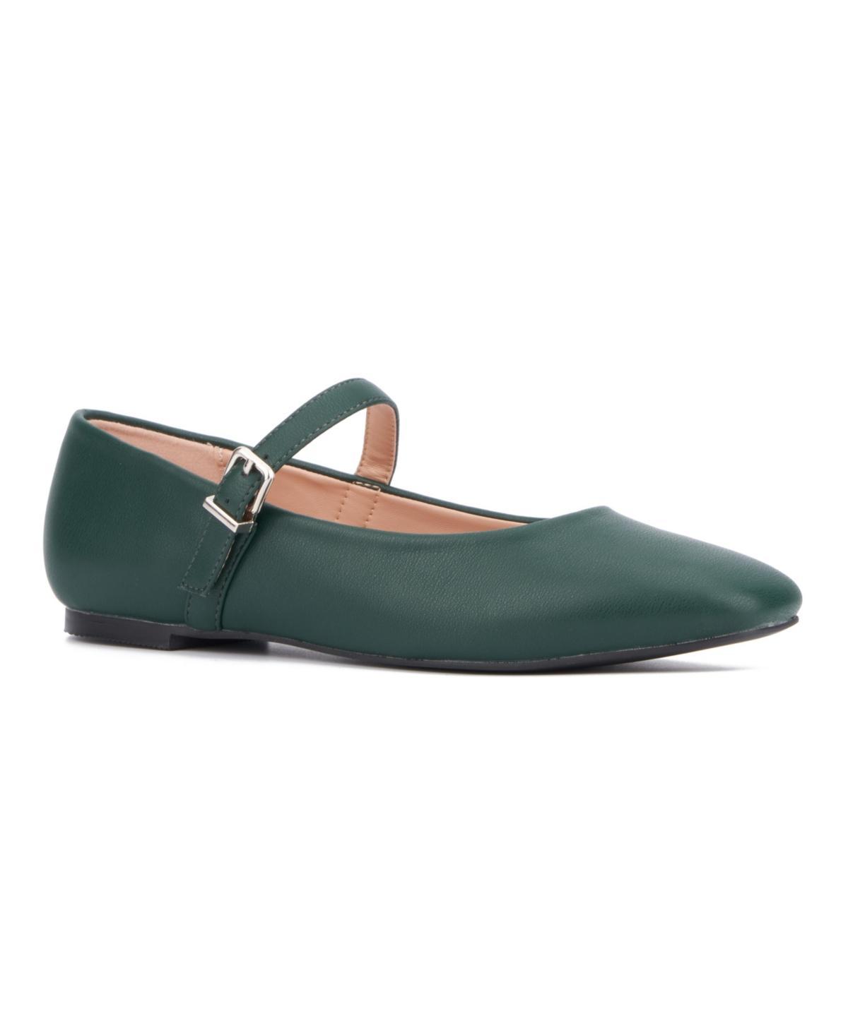 New York & Company Womens Page Ballet Flats Product Image