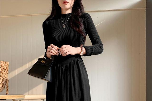 Mock Two-Piece Long-Sleeve Plain Ribbed Midi A-Line Dress Product Image