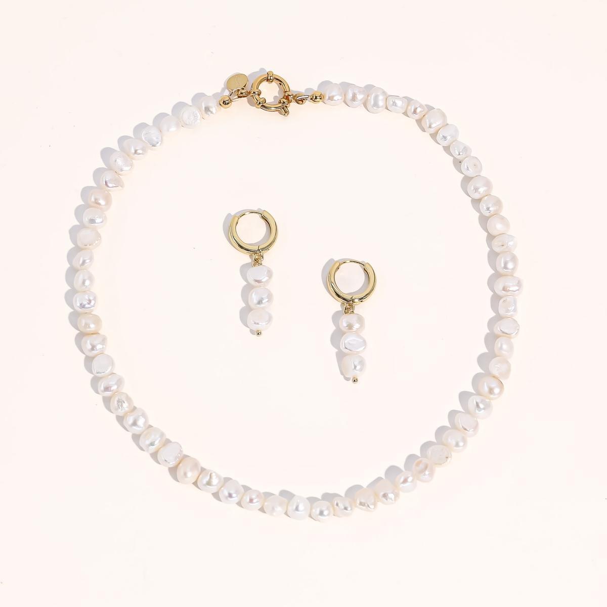 Joey Baby Freshwater Pearl Necklace and Earrings Set Womens at Urban Outfitters Product Image