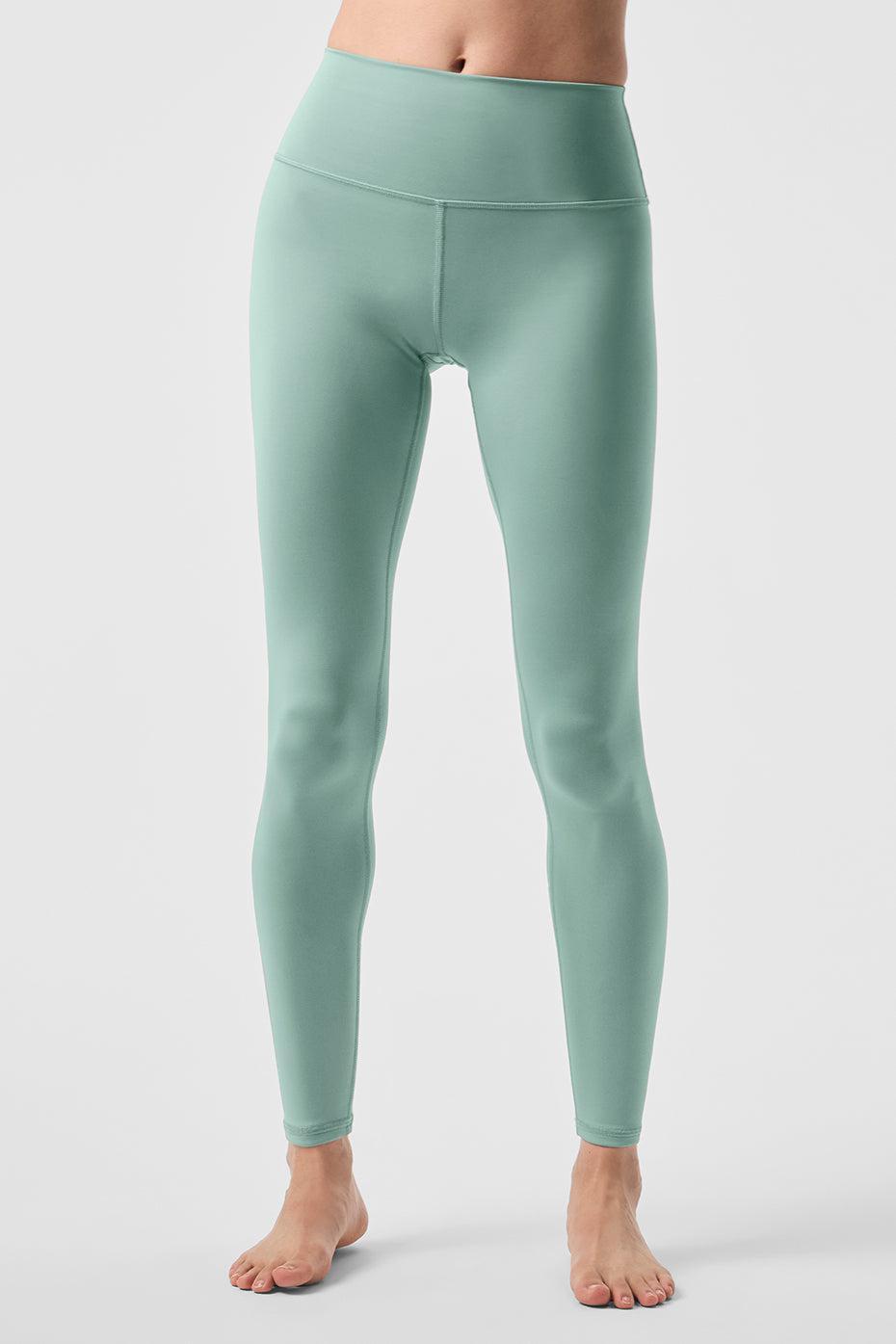 7/8 High-Waist Airlift Legging - Botanical Green Female Product Image