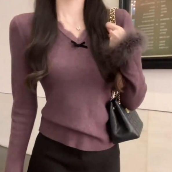 Long-Sleeve V-Neck Bow Fluffy Trim Lace Panel Knit Top Product Image