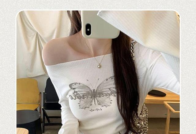 Long-Sleeve Off-Shoulder Butterfly Print T-Shirt Product Image